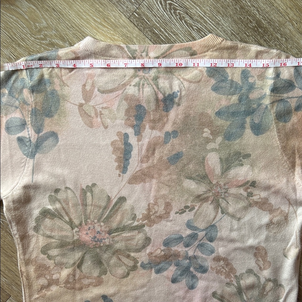Sioni Pastel Floral Crewneck Sweater- SOFT AF! - Picture 9 of 10